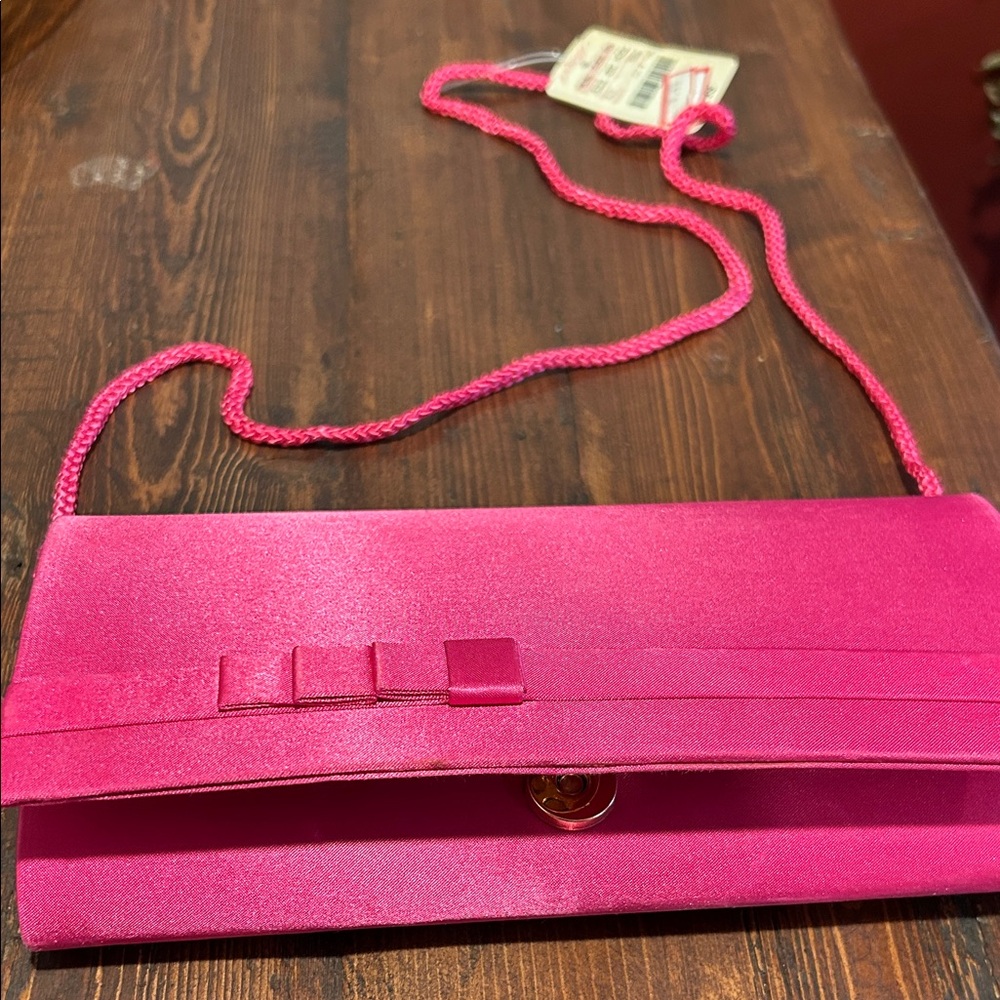 Vintage Elegant Hot Pink Satin Clutch Bag also has strap - Picture 3 of 4